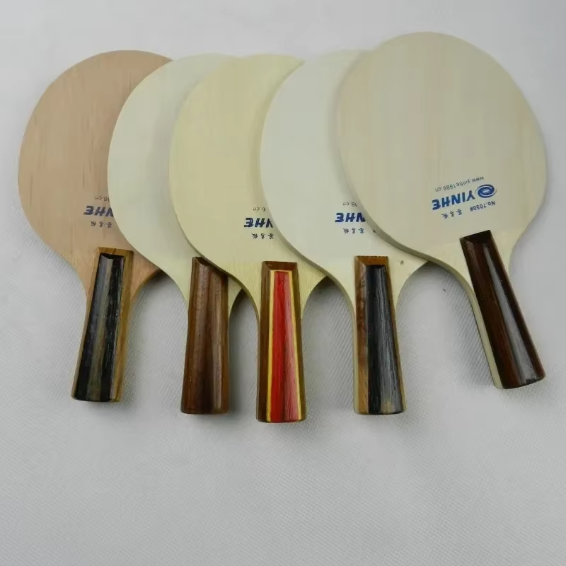 YINHE تذكارية صغيرة تنس الطاول - مراجعة Table Tennis Launcher وسعره